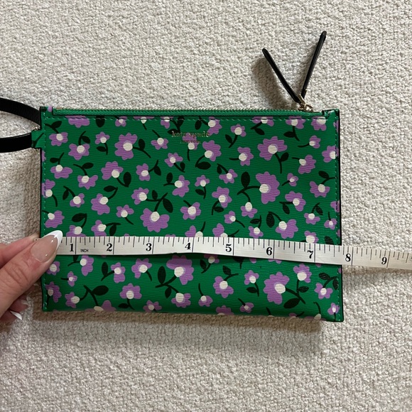 Kate Spade ♠️ New York Spencer Party Floral Pouch Wristlet - Picture 12 of 13